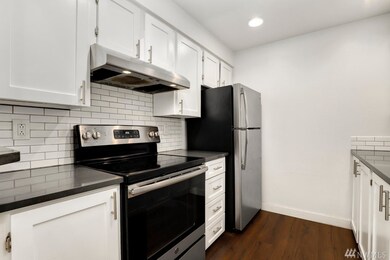 215 100th St SW unit D303, Everett, WA 98204 - photo 5
