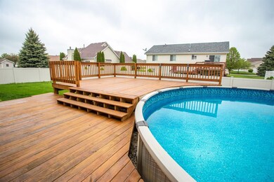 1250 Meadowbrook Dr, Crown Point, IN 46307 - photo 4