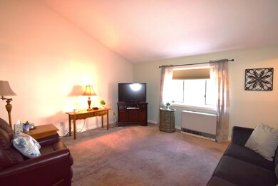 05-livingroom