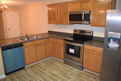 7705 Highchair Ln, Jacksonville, FL 32210 - photo 3