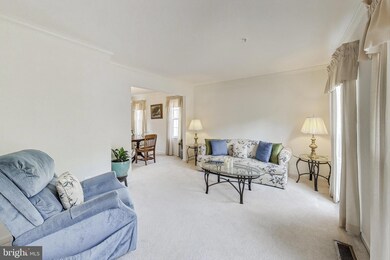 5810 Huckburn Ct, Laurel, MD 20707 - photo 6