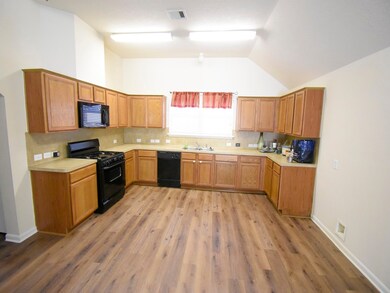 10827 Coral Garden Ln, Houston, TX 77075 - photo 5