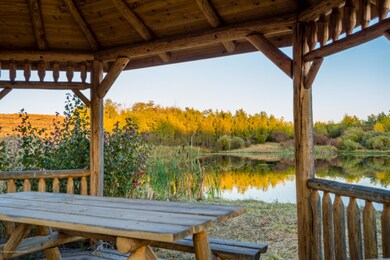 SHR - common area pond