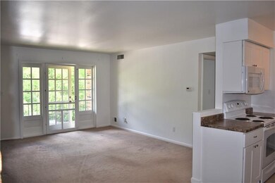 930 Adam Dr, Pittsburgh, PA 15216 - photo 4