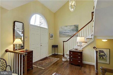 12209 Tildenwood Dr, Rockville, MD 20852 - photo 2