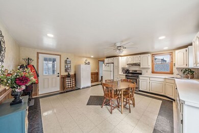 538 Summer St, Weymouth, MA 02188 - photo 4