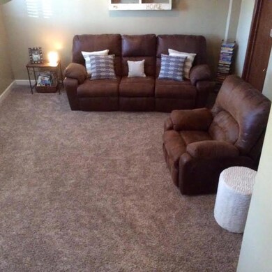 3744 Adelbert Dr, Columbus, OH 43228 - photo 4