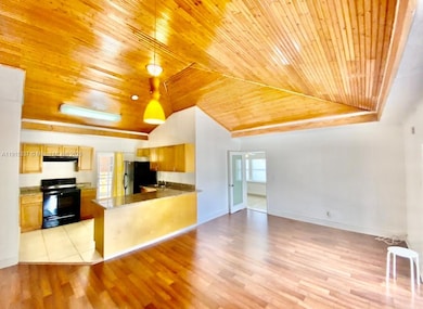 2402 NW 42nd St, Miami, FL 33142 - photo 3