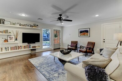 2106 Saxon Dr, Houston, TX 77018 - photo 4