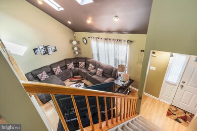 17 Canterbury Ct, Old Bridge, NJ 08857 - photo 7