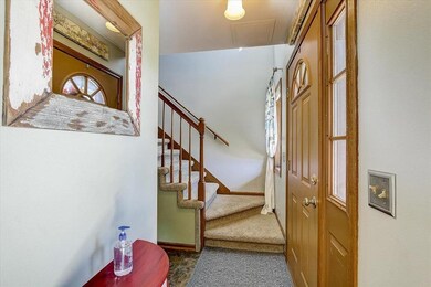 464 Waterman Ct, Oregon, WI 53575 - photo 3