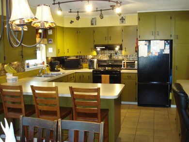 15 Cindy Ave, Claremont, NH 03743 - photo 6