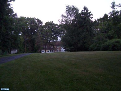 119 Spook Ln, Reading, PA 19606 - photo 3