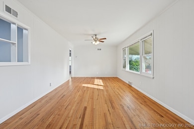 201 E 7th St, Owasso, OK 74055 - photo 5