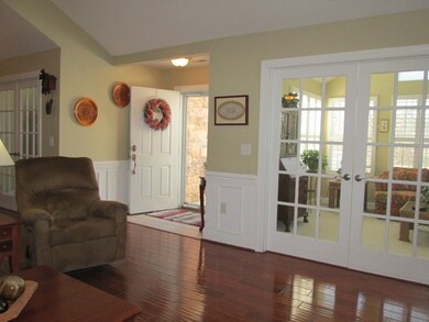 Photo 4