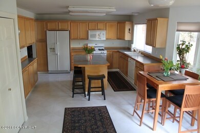 Kitchen/eating area