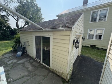 7 Charles St, Hudson, NY 12534 - photo 4