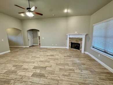 386 E Hayes St, Pea Ridge, AR 72751 - photo 4