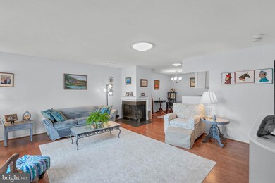 3143 Farnborough Ct, Silver Spring, MD 20906 - photo 5