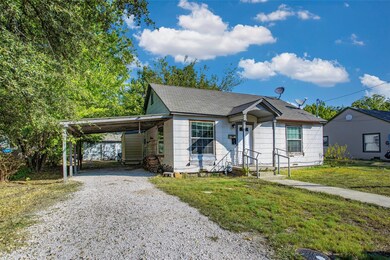 1321 E Tennie St, Gainesville, TX 76240 - photo 2