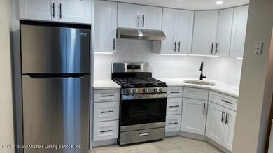 15 Red Cedar Ln, Staten Island, NY 10309 - photo 2