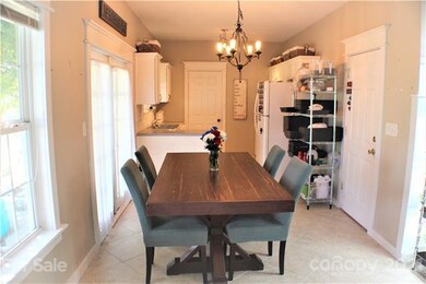 950 Ashland Ave, Statesville, NC 28677 - photo 7