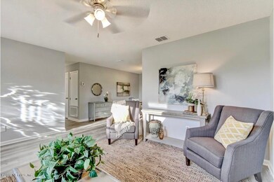 2561 Sandusky Ave E, Jacksonville, FL 32216 - photo 4