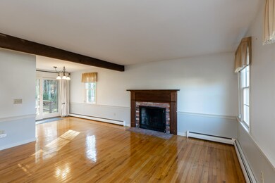 14EHarborCirEFalmouth-3338