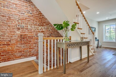 828 Longfellow St NW unit 2, Washington, DC 20011 - photo 3