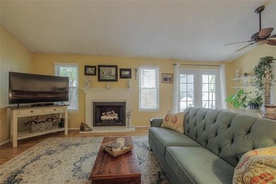 13113 W 66th Terrace, Shawnee, KS 66216 - photo 5