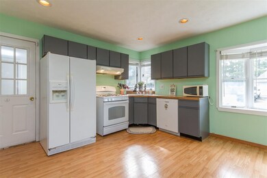 51 Edgewood Ave, Nashua, NH 03064 - photo 7