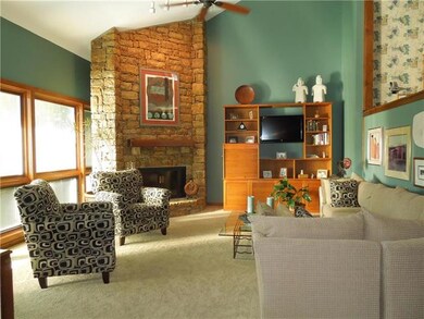 13106 W 69th St, Shawnee, KS 66216 - photo 2