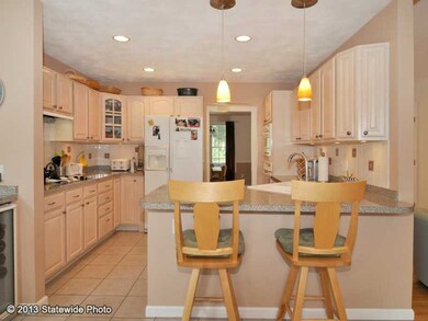 223 Table Rock Rd, Wakefield, RI 02879 - photo 5