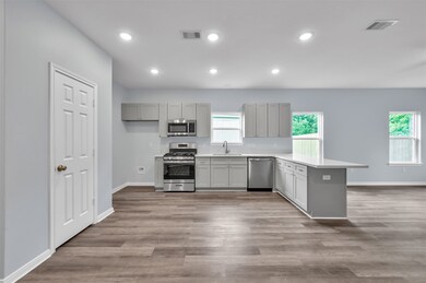 7305 Shotwell St, Houston, TX 77028 - photo 7