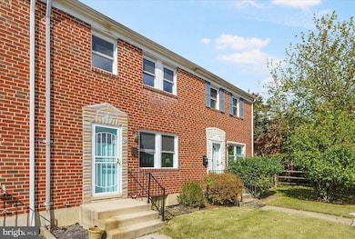 638 Charraway Rd, Baltimore, MD 21229 - photo 3