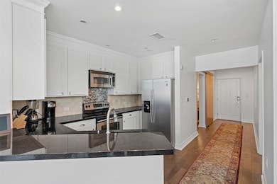 The Tower unit 903, Fort Worth, TX 76102 - photo 3