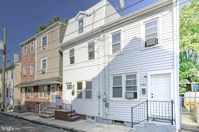 213 N Willow St, Gloucester City, NJ 08030 - photo 3