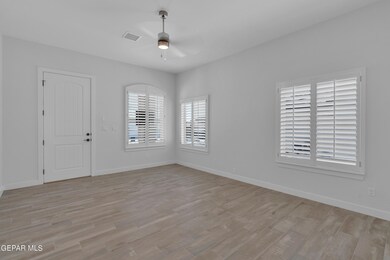 950 Bromyard Dr, Horizon City, TX 79928 - photo 4