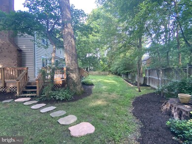 210 Whispering Wind Ct SE, Vienna, VA 22180 - photo 3