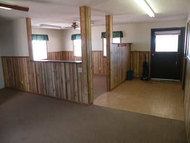 1211 Fort McKavitt St, Mason, TX 76856 - photo 2