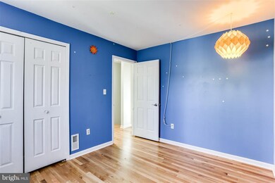 6045 Misty Arch Run, Columbia, MD 21044 - photo 4