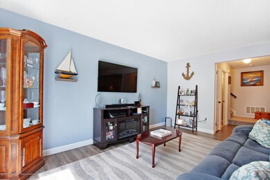 7 Madison Ct, Tinton Falls, NJ 07712 - photo 5