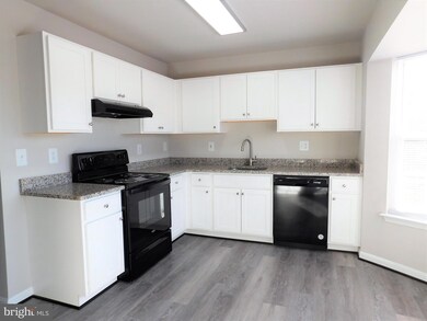 5785 Indian Cedar Ct, Frederick, MD 21703 - photo 6