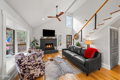 06-456-Patterson-Ln-Gatlinburg-TN-6