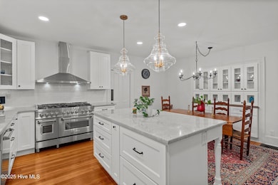 kitchen / dining