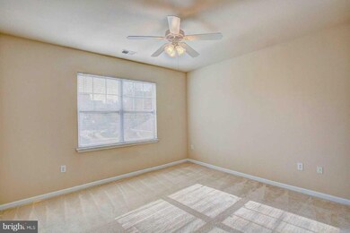 13500 Derry Glen Ct unit 202, Germantown, MD 20874 - photo 4