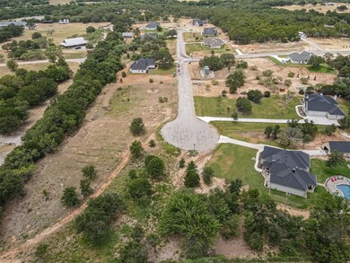 208 S Saddle Spur Ct, Weatherford, TX 76087 - photo 3