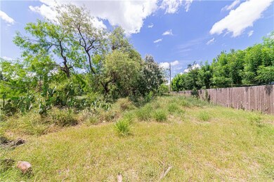 217 Samoa Dr, Weslaco, TX 78599 - photo 3