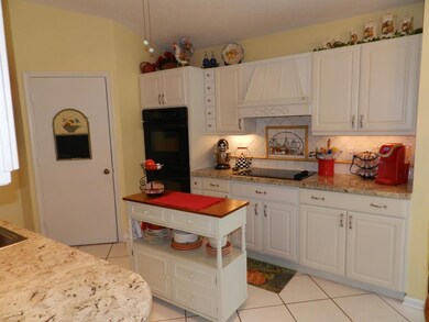 15140 Oak Chase Ct, Wellington, FL 33414 - photo 6