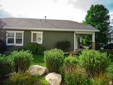 11381 Skylux Ave, South Jordan, UT 84095 - photo 6